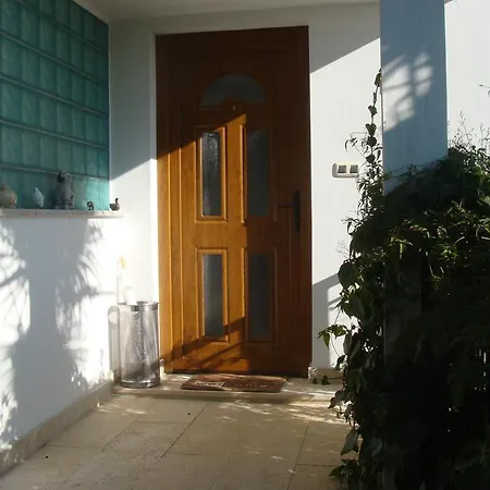 Lägenhet Leon And Leona