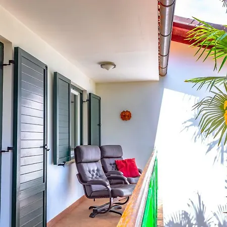 Lägenhet Leon And Leona *