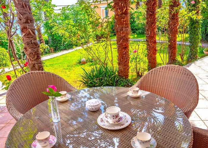 Leon And Leona * Οπατία