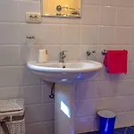 Leon And Leona Apartament *