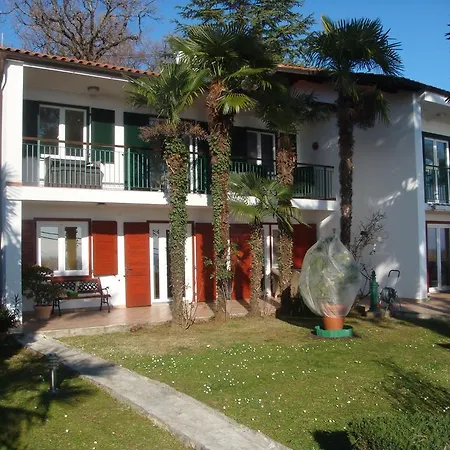 Leon And Leona * Opatija