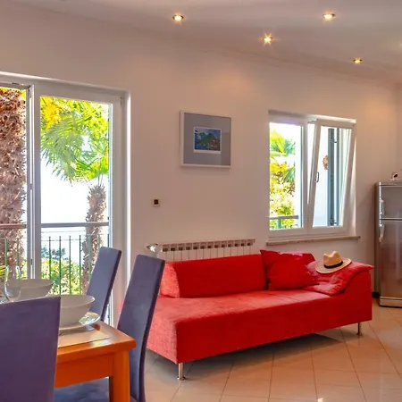 Leon And Leona Apartman Abbázia