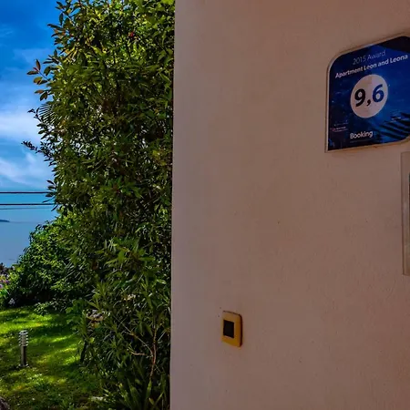 Leon And Leona Apartament