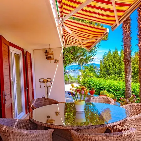 Leon And Leona Abbázia