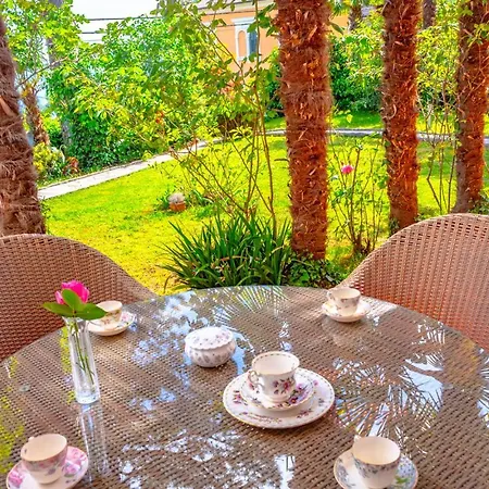 Leon And Leona * Abbázia