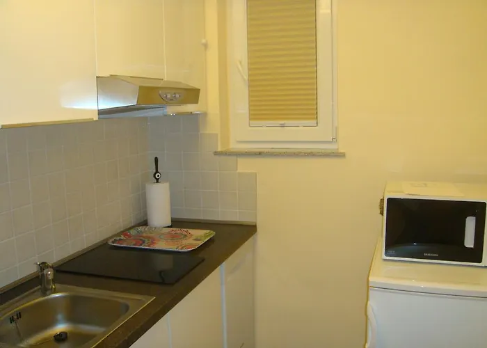 Leon And Leona Abbázia