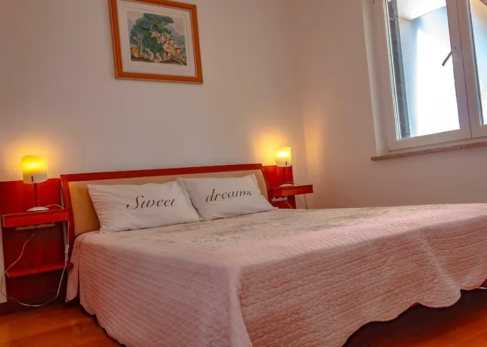 Leon And Leona Apartman *