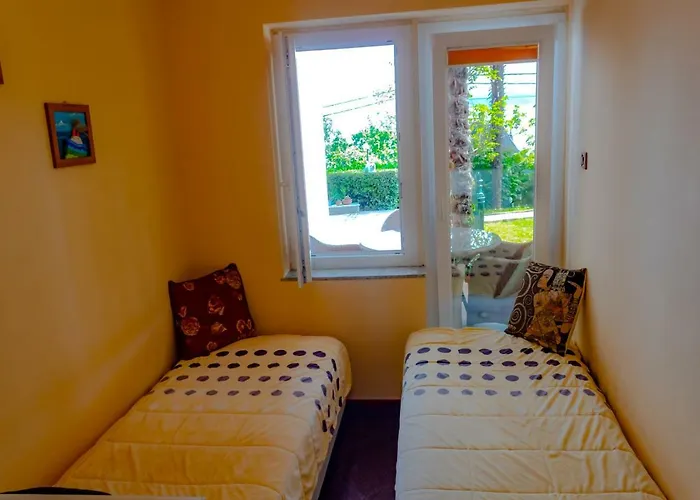 Leon And Leona Apartman