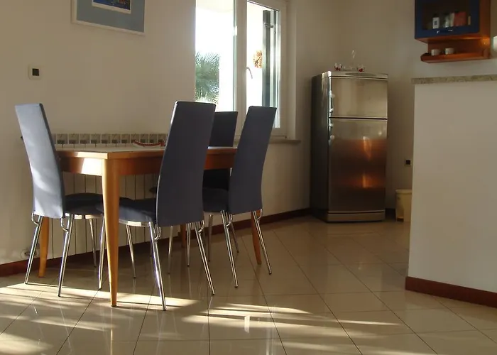 Leon And Leona 奥帕提亚